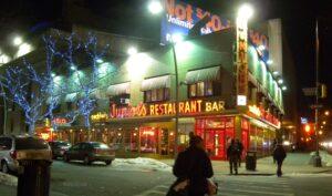 A Slice of the Big Apple: A Deep Dive into the Legendary Junior’s Diner